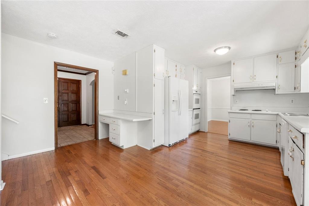 4000 Pinehurst Place Decatur, GA 30034 - Photo 10 of 38