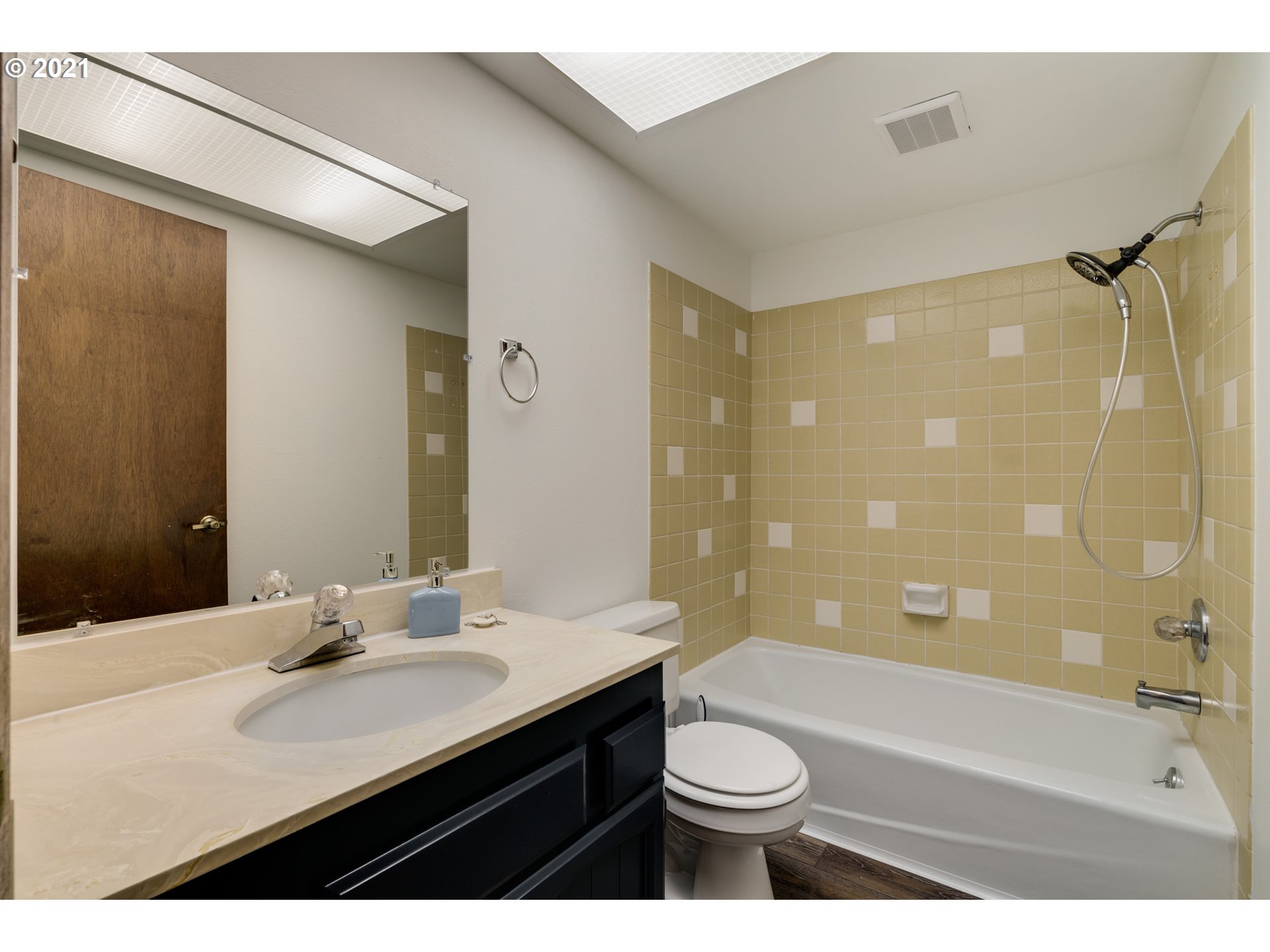 7185 Ridgegate Drive Gladstone, OR 97027 - Photo 20 of 32 Gallery Image 20
