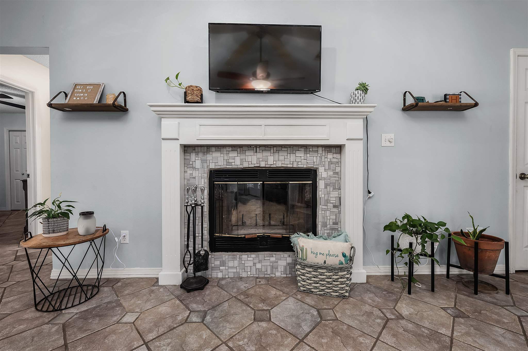 3241 Garcon Point Road Milton, FL 32583 - Photo 6 of 49 Gallery Image 6