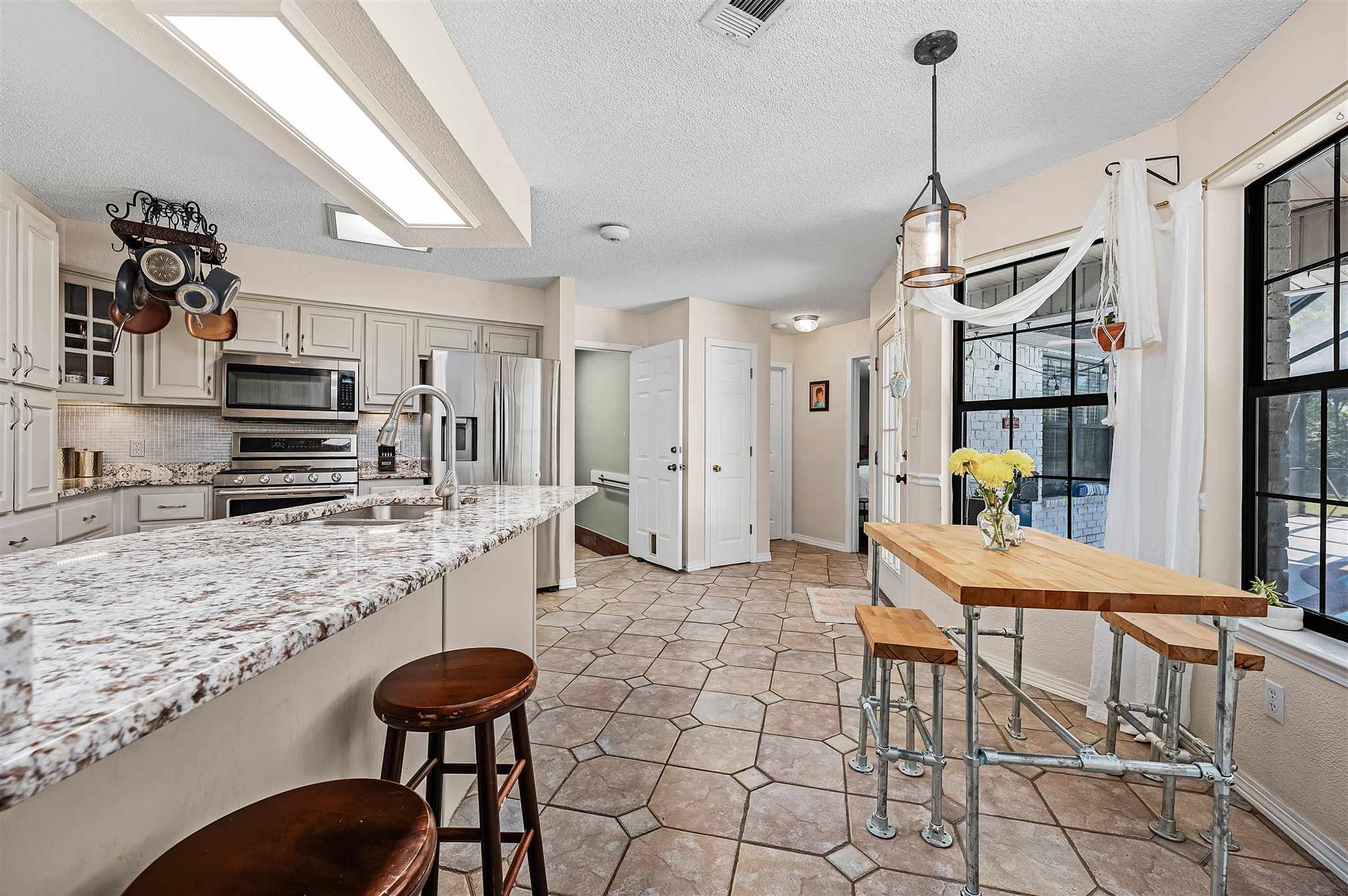 3241 Garcon Point Road Milton, FL 32583 - Photo 8 of 49 Gallery Image 8