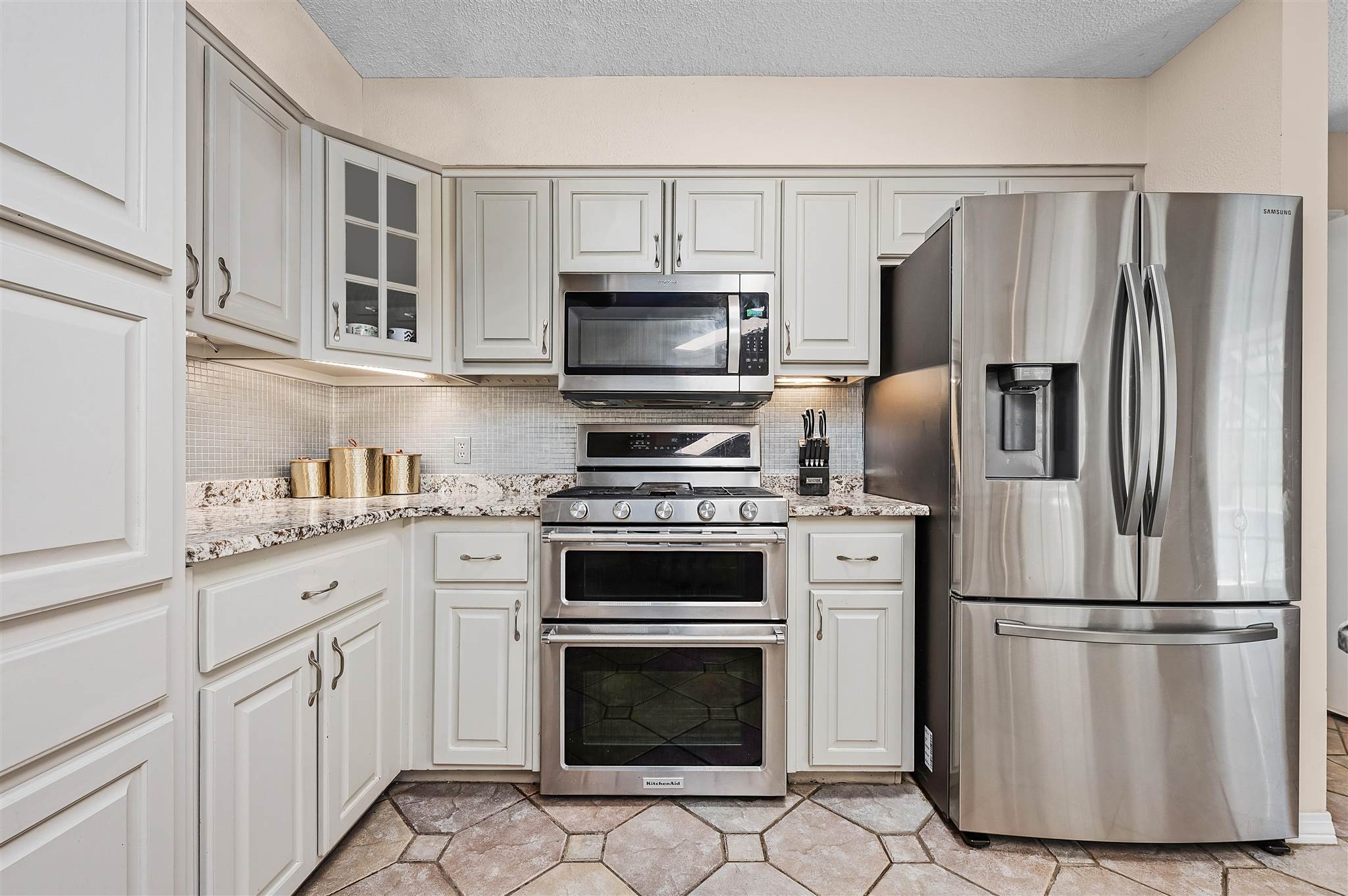 3241 Garcon Point Road Milton, FL 32583 - Photo 10 of 49 Gallery Image 10