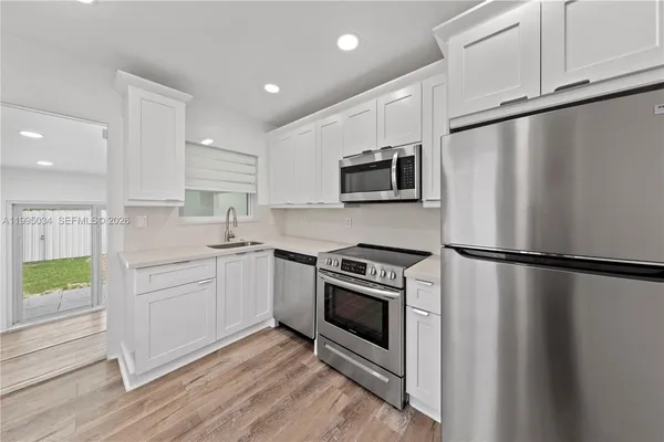 $3,100 | 5727 Southwest 3rd Street, Miami, FL 33144