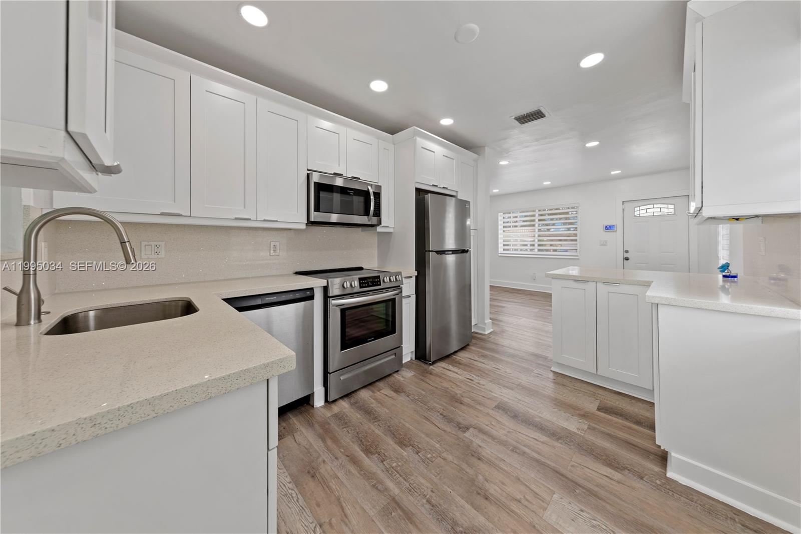 5727 Southwest 3rd Street Miami, FL 33144 - Photo 6 of 14