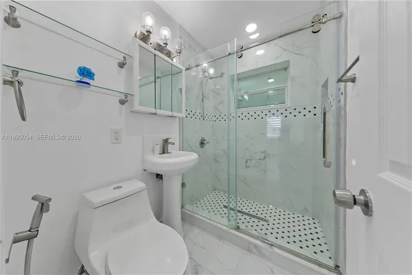 $3,100 | 5727 Southwest 3rd Street, Miami, FL 33144