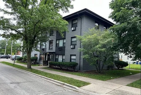 $1,800 | 7200 Adams Street, Unit 5, Forest Park, IL 60130
