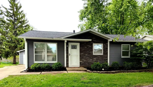 $219,900 | 1411 Dillon Drive, Normal, IL 61761