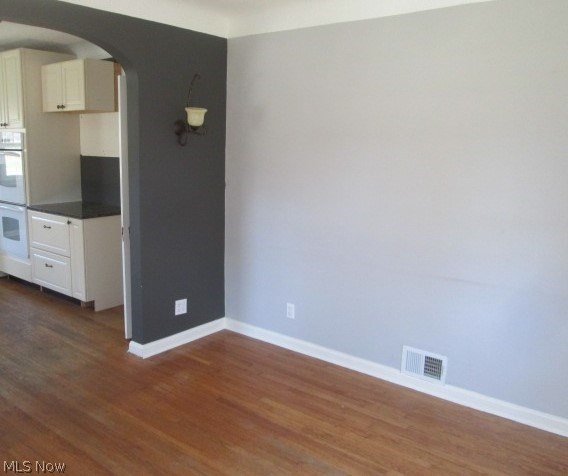 4569 Ammon Road Cleveland, OH 44143 - Photo 3 of 14