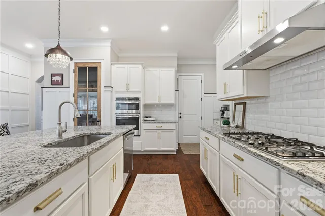 $975,000 | 4034 Flagstone Drive, Lancaster, SC 29720