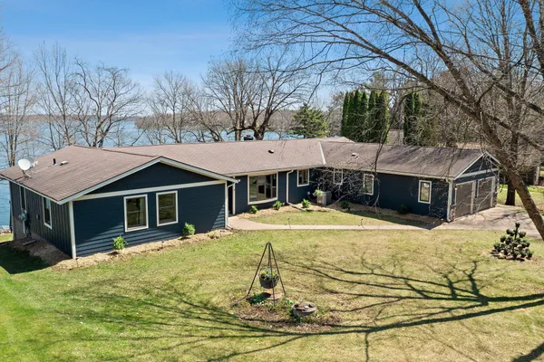 $1,100,000 | 1312 186th Street, St. Croix Falls, WI 54024