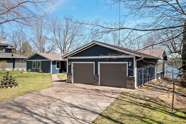 $1,100,000 | 1312 186th Street, St. Croix Falls, WI 54024