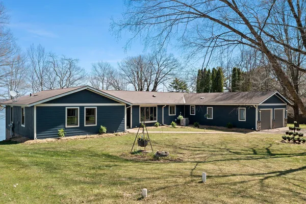 $1,100,000 | 1312 186th Street, St. Croix Falls, WI 54024