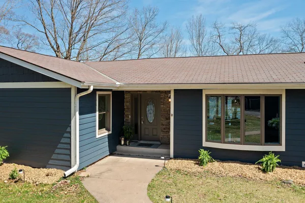 $1,100,000 | 1312 186th Street, St. Croix Falls, WI 54024