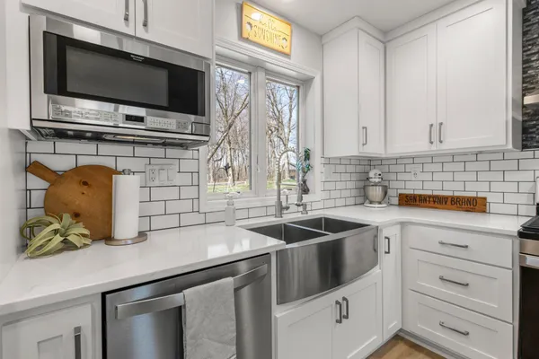 $1,100,000 | 1312 186th Street, St. Croix Falls, WI 54024