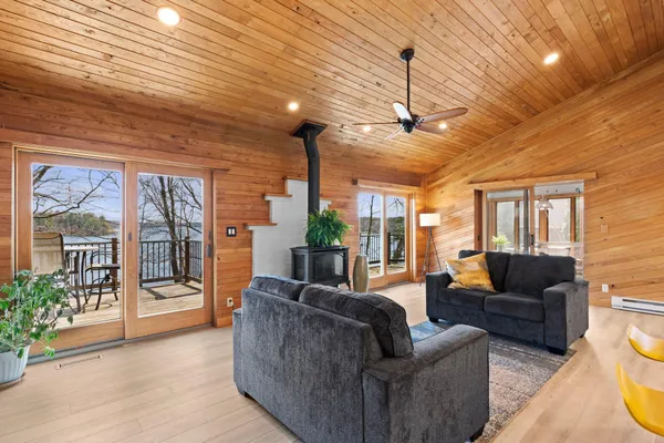 $1,100,000 | 1312 186th Street, St. Croix Falls, WI 54024