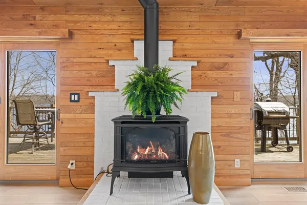 $1,100,000 | 1312 186th Street, St. Croix Falls, WI 54024