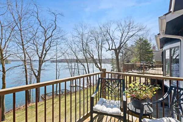 $1,100,000 | 1312 186th Street, St. Croix Falls, WI 54024