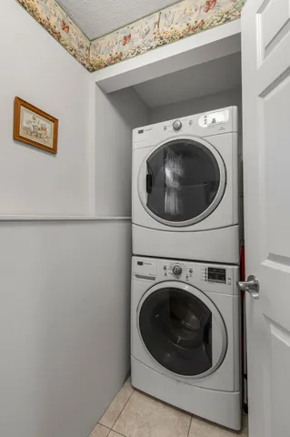 $1,100,000 | 1312 186th Street, St. Croix Falls, WI 54024