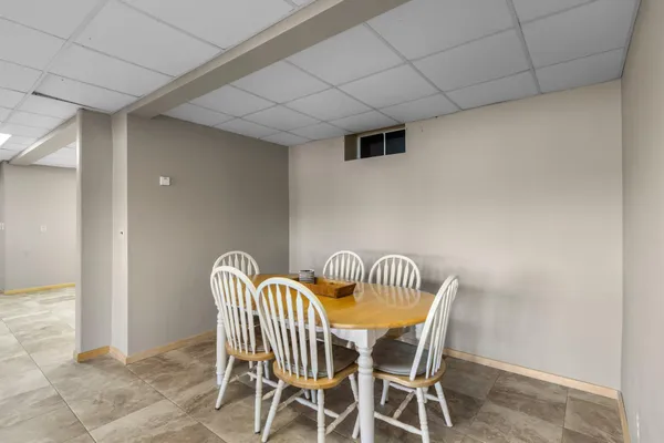 $1,100,000 | 1312 186th Street, St. Croix Falls, WI 54024