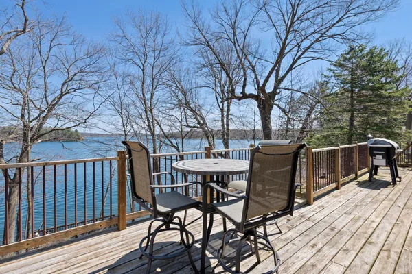 $1,100,000 | 1312 186th Street, St. Croix Falls, WI 54024