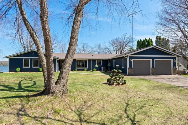 $1,100,000 | 1312 186th Street, St. Croix Falls, WI 54024