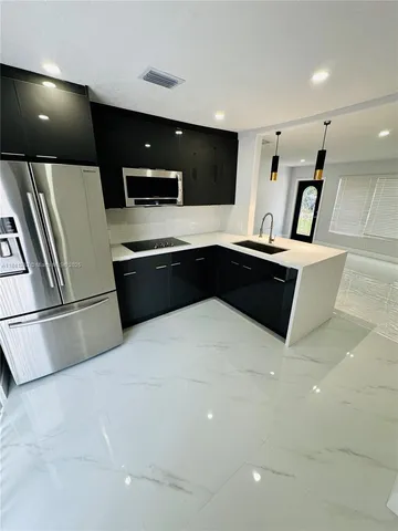 $375,000 | 1649 Northeast 30th Court, Pompano Beach, FL 33064