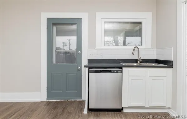 $219,900 | 336 East 16th Street, New Albany, IN 47150