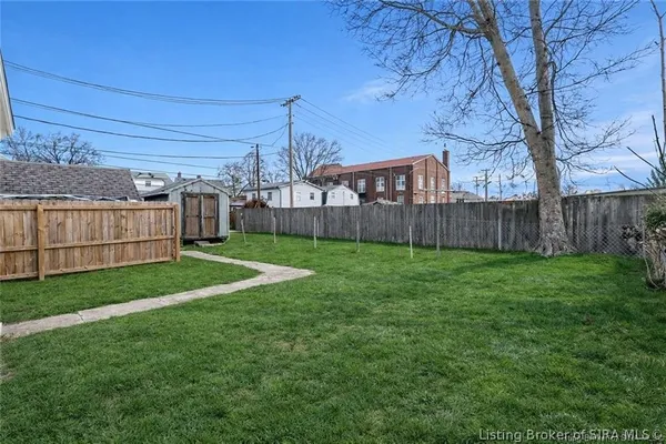 $219,900 | 336 East 16th Street, New Albany, IN 47150