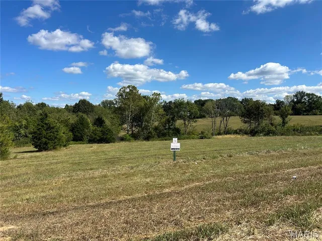 $125,000 | 0 Lot 1 The Highlands Court, Pacific, MO 63069