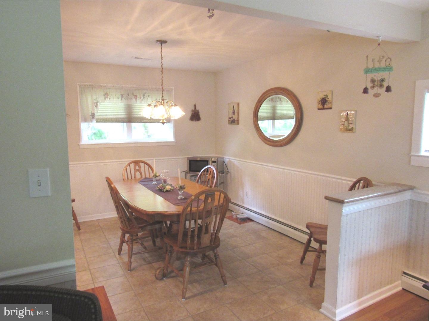 237 Tomstock Road Norristown, PA 19403 - Photo 8 of 25 Dining Room
