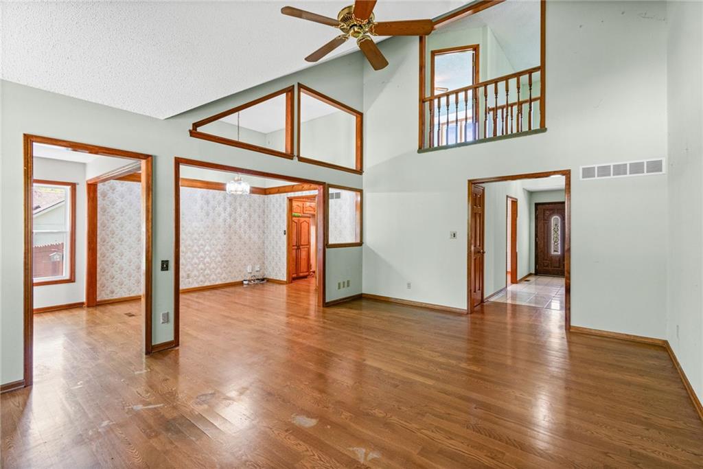 715 Lark Street Raymore, MO 64083 - Photo 14 of 36