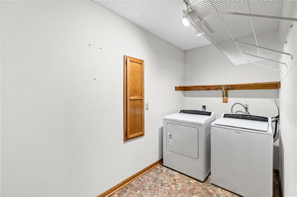 715 Lark Street Raymore, MO 64083 - Photo 16 of 36