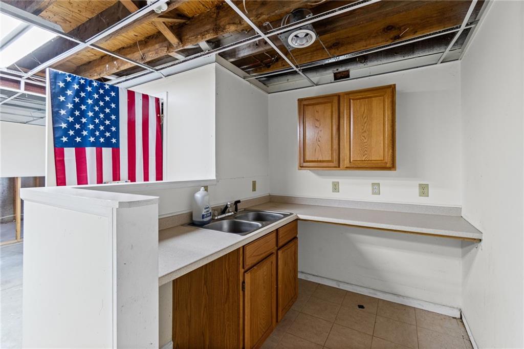 715 Lark Street Raymore, MO 64083 - Photo 22 of 36