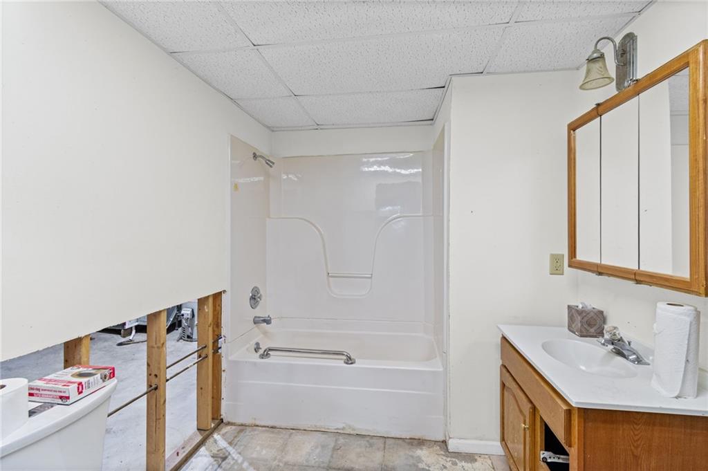 715 Lark Street Raymore, MO 64083 - Photo 23 of 36