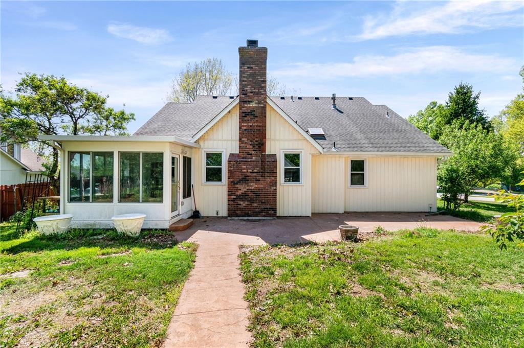 715 Lark Street Raymore, MO 64083 - Photo 32 of 36