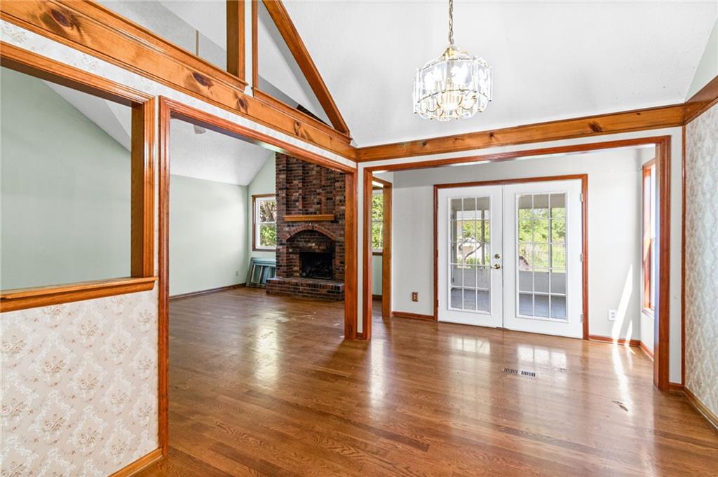 715 Lark Street Raymore, MO 64083 - Photo 8 of 36