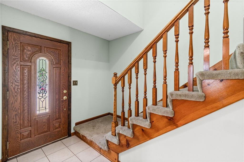 715 Lark Street Raymore, MO 64083 - Photo 10 of 36