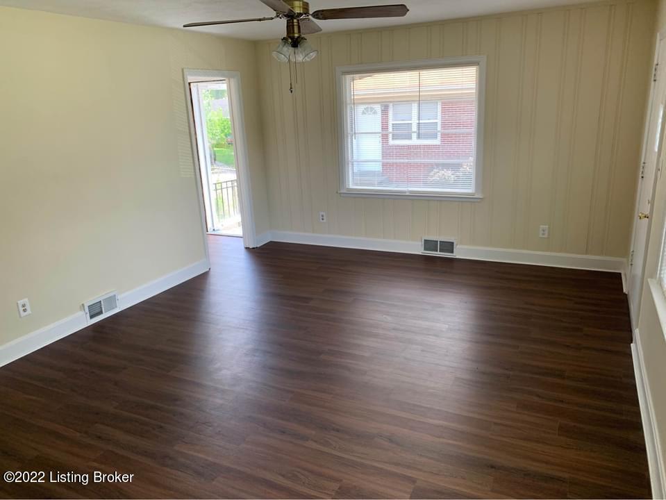 951 Palatka Road Louisville, KY 40214 - Photo 7 of 18 IMG_0652