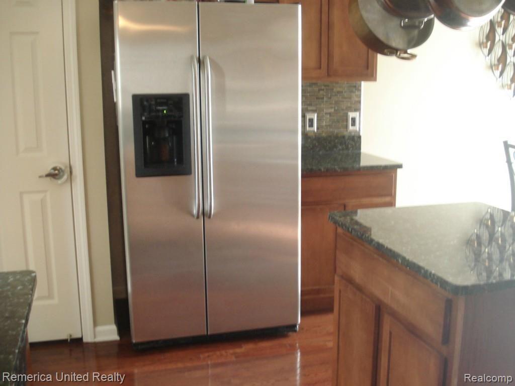 49816 Potomac Road Canton, MI 48188 - Photo 20 of 44 POTOMAC 029.jpg