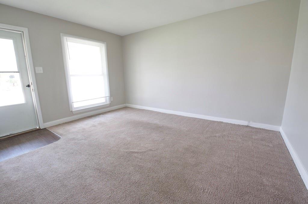 9425 Rochelle Drive Indianapolis, IN 46235 - Photo 5 of 21