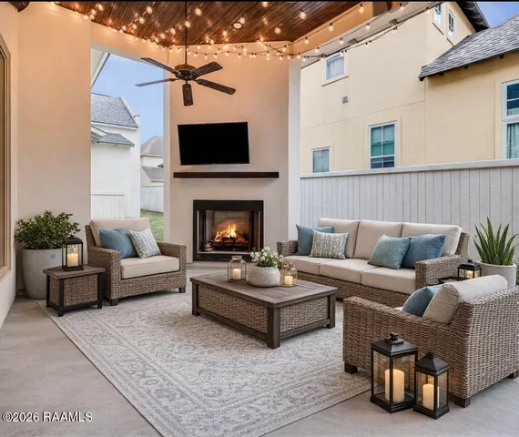 $663,000 | 710 Harbor Road, Youngsville, LA 70592