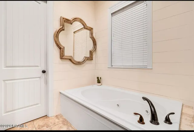 $663,000 | 710 Harbor Road, Youngsville, LA 70592