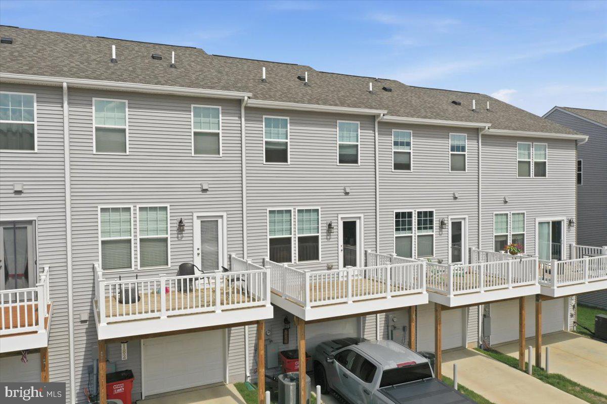 186 Coolidge Avenue Ranson, WV 25438 - Photo 27 of 41 Charming townhomes with inviting decks.