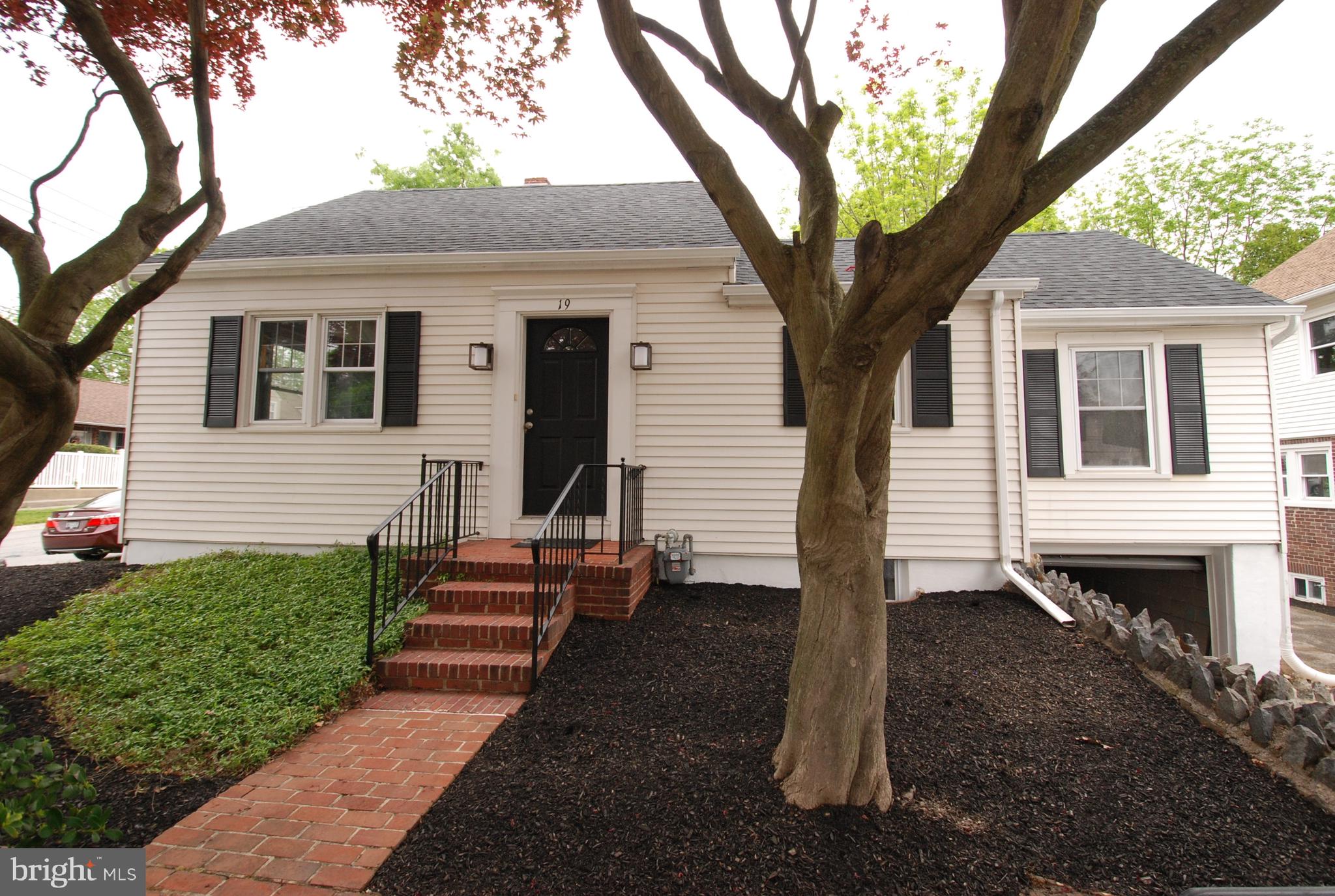 19 Boxwood Road Wilmington, DE 19804 - Photo 1 of 26 Gallery Image 1
