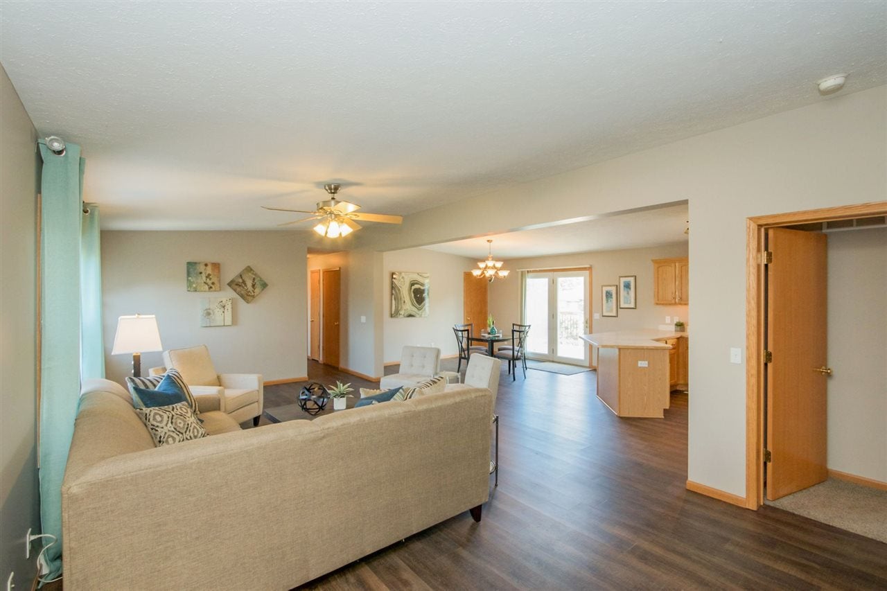 117 Buckeye Lane Riverside, IA 52327 - Photo 5 of 36 Gallery Image 5