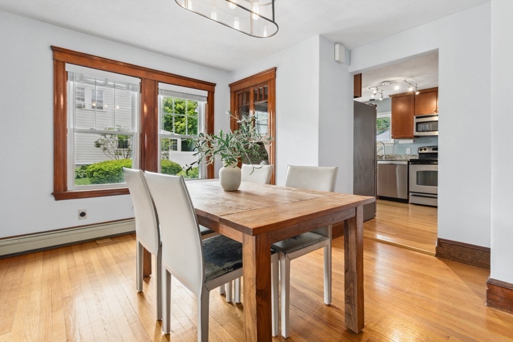 14 Fairview Avenue Reading, MA 01867 - Photo 11 of 40