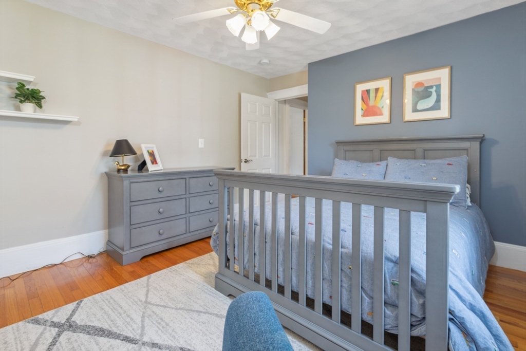 14 Fairview Avenue Reading, MA 01867 - Photo 23 of 40