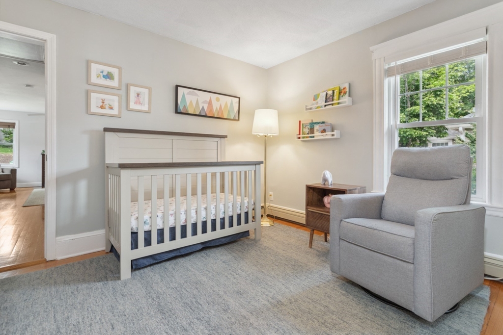 14 Fairview Avenue Reading, MA 01867 - Photo 25 of 40