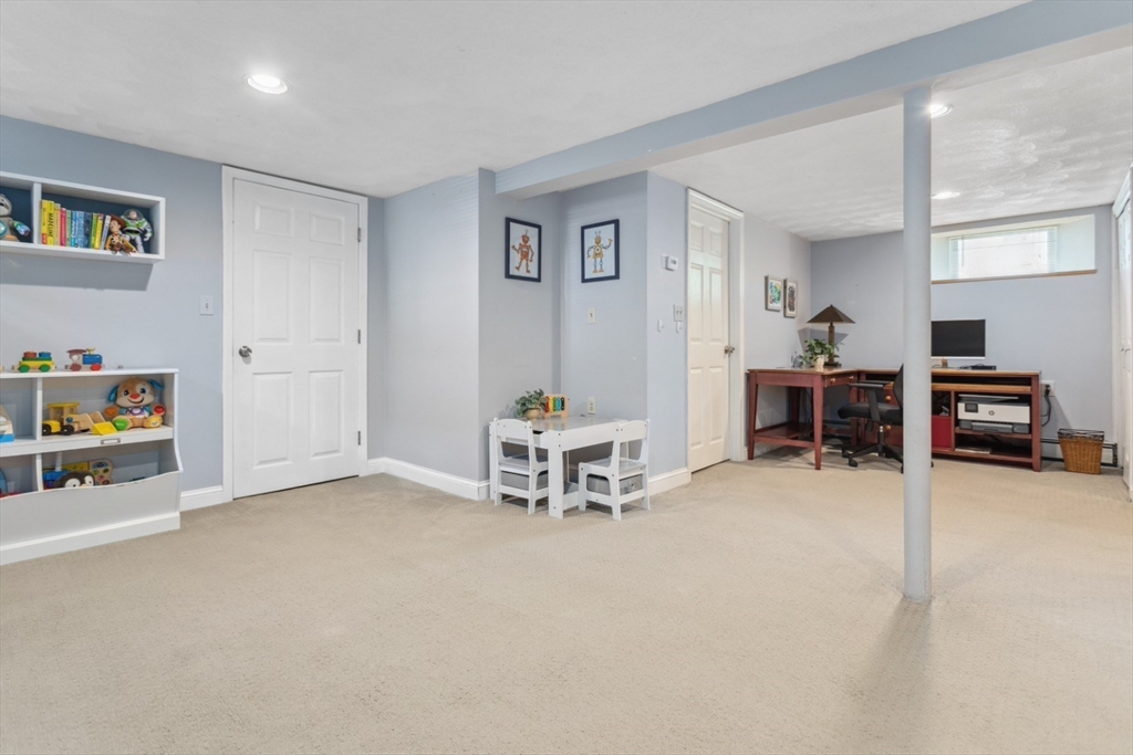 14 Fairview Avenue Reading, MA 01867 - Photo 28 of 40