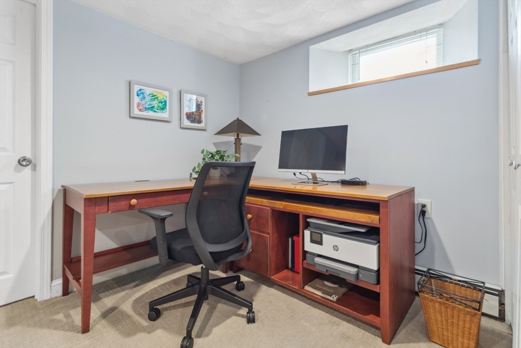 14 Fairview Avenue Reading, MA 01867 - Photo 29 of 40