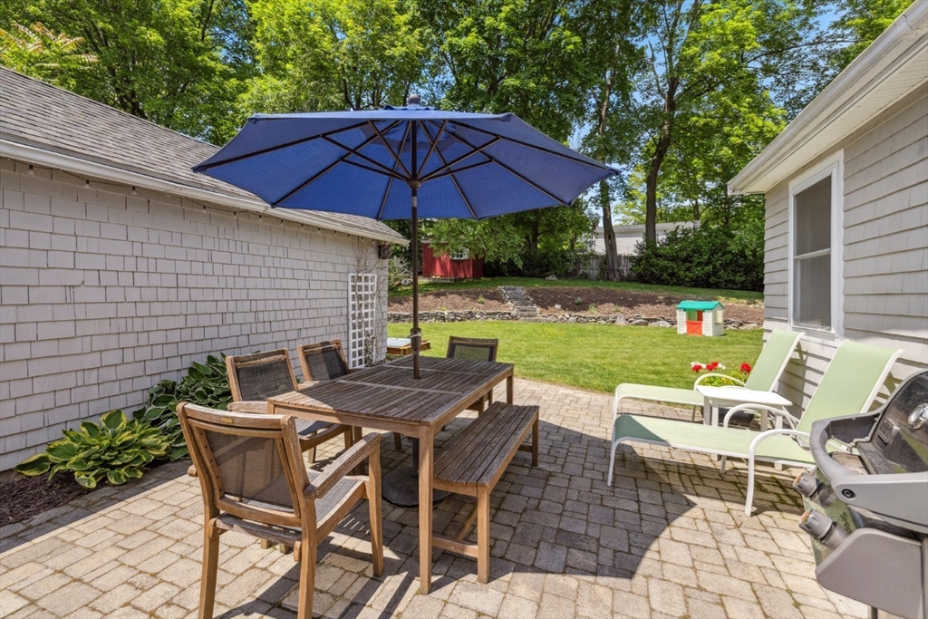 14 Fairview Avenue Reading, MA 01867 - Photo 34 of 40